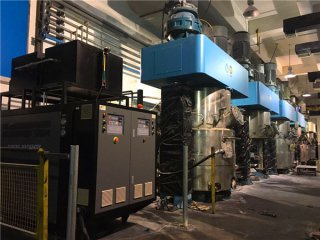 電加熱導熱油爐需要配置什么樣的油箱？